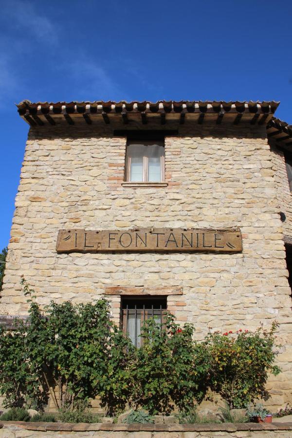 Casale Fontanile Bed And Breakfast Smerillo Ngoại thất bức ảnh