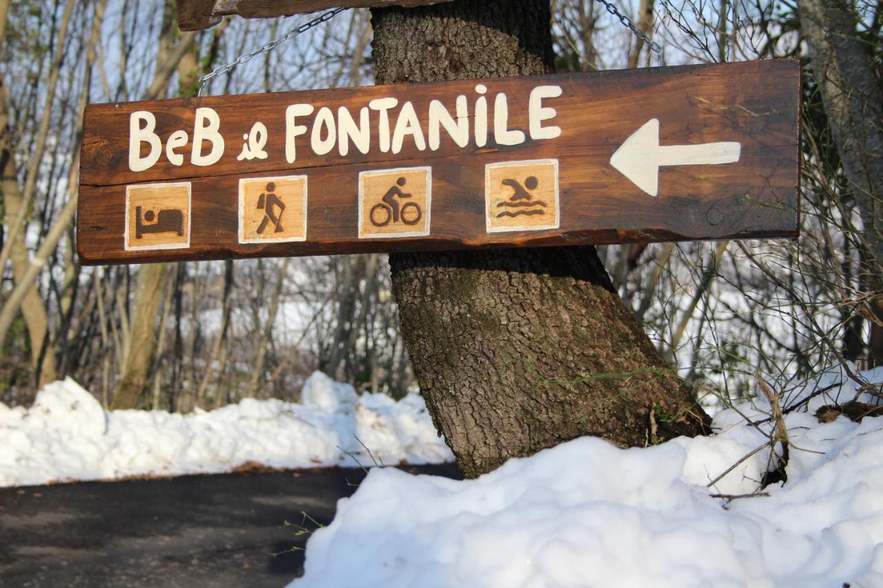 Casale Fontanile Bed And Breakfast Smerillo Ngoại thất bức ảnh